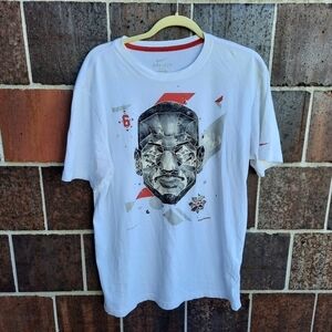 🌟 LeBron James Nike dri fit T-Shirt size large
